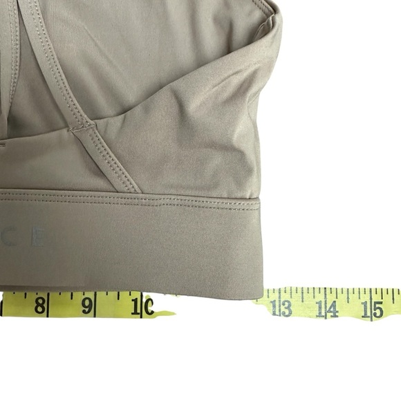 Balance Collection Women's Strappy Sports Bra, Cream, Light Stone, Medium - Picture 5 of 8